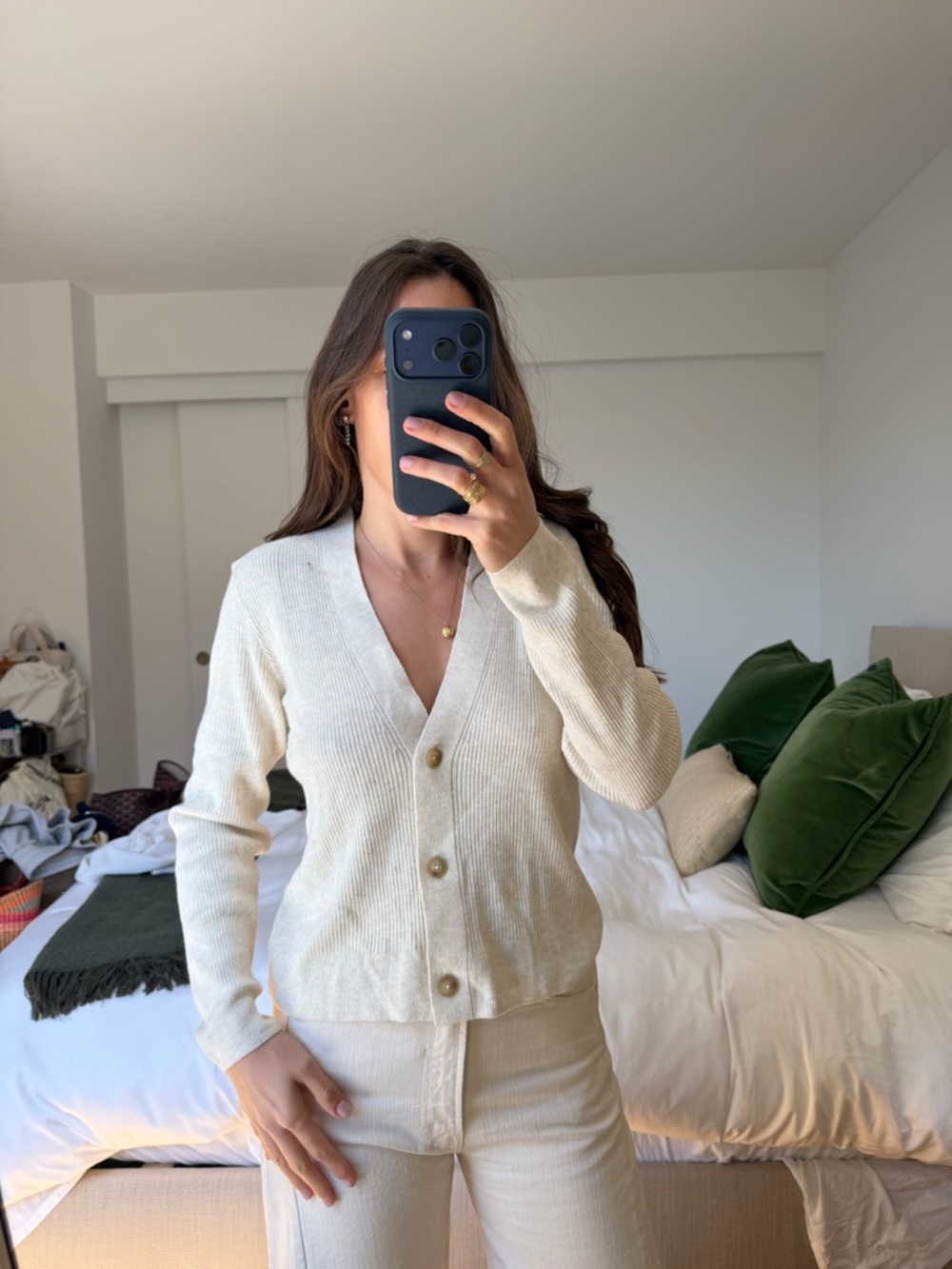 Uniqlo Cream V-Neck Button-Front Ribbed Cardigan